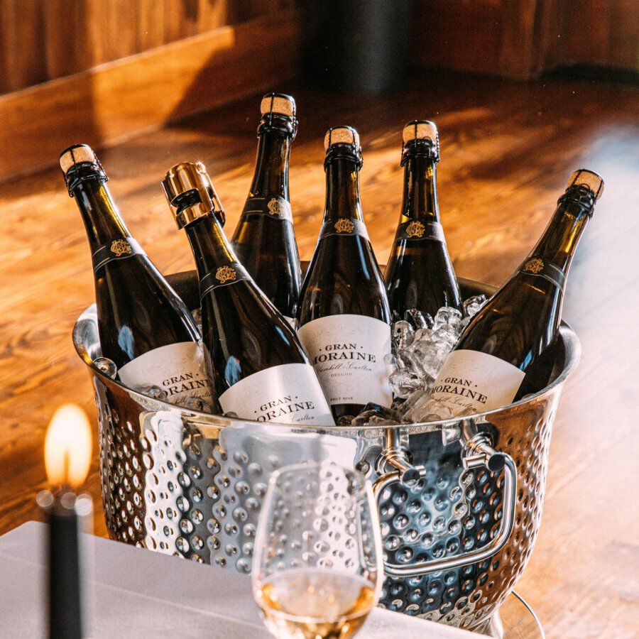 Gran Moraine Sparkling in ice bucket